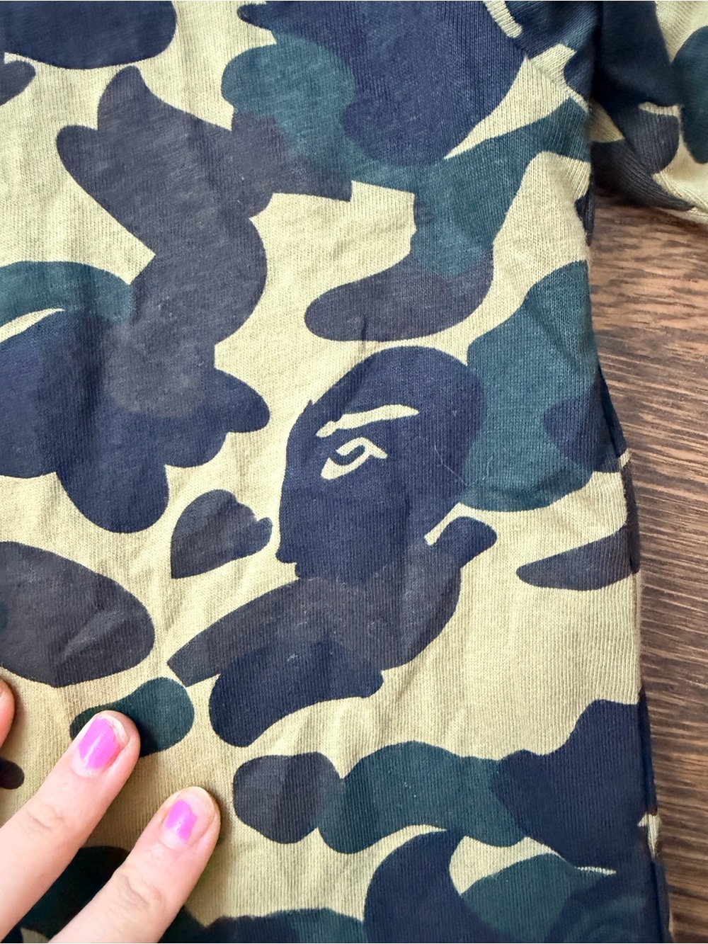BAPE A BATHING APE Camo Shark Graphic T-Shirt Top Yellow Green Men’s Size XL - Picture 6 of 16